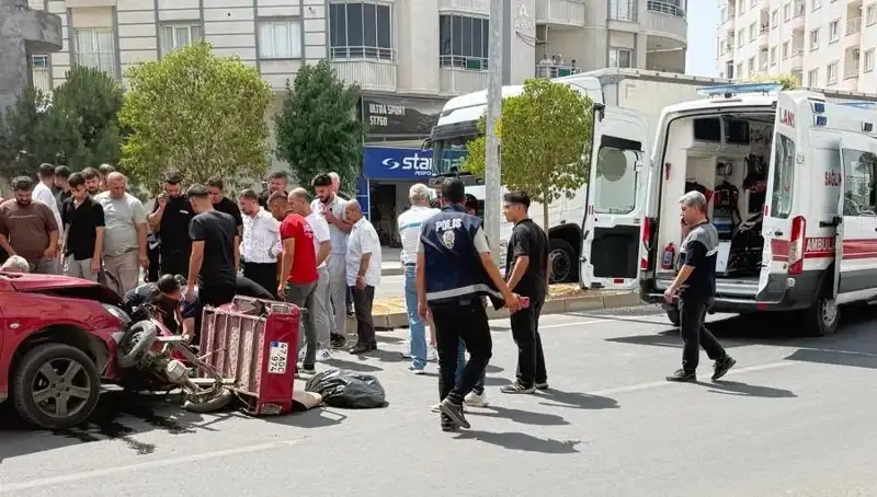 Mardin'de Korkunç Trafik Kazası: 2 Kişi Yaralandı, Detaylar Ortaya Çıktı