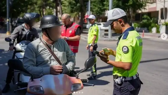 Isparta'da Trafik Denetimleri: Güvenli Sürücüler İçin Yeni Uygulamalar