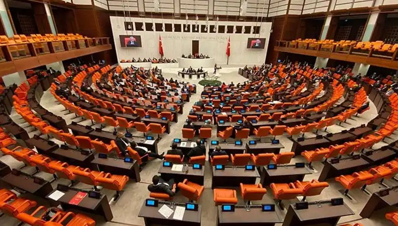 Emekli İkramiyelerinde Tarihi Değişiklik: 4 Bin TL Olacak mı?