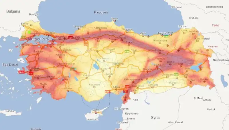 Evimin Altında Fay Hattı Var mı? Deprem Riski Taşıyan 45 İl ve 110 İlçe Hakkında Bilgi