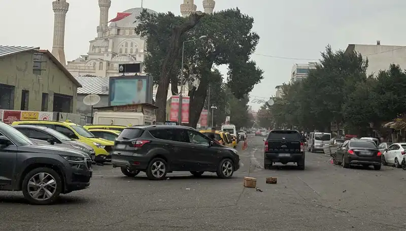 Iğdır’ı Sarsan Fırtına, Hayatı Olumsuz Etkiledi!
