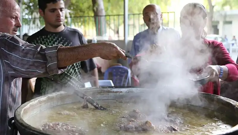 Gadir-i Hum Bayramı: Tarihi, Kutlamaları ve Anlamı Üzerine Detaylı Bilgiler