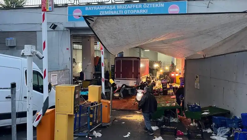 Biber Gazı Pazar Yerini Kaosa Sürükledi: O Anlar Kamerada!
