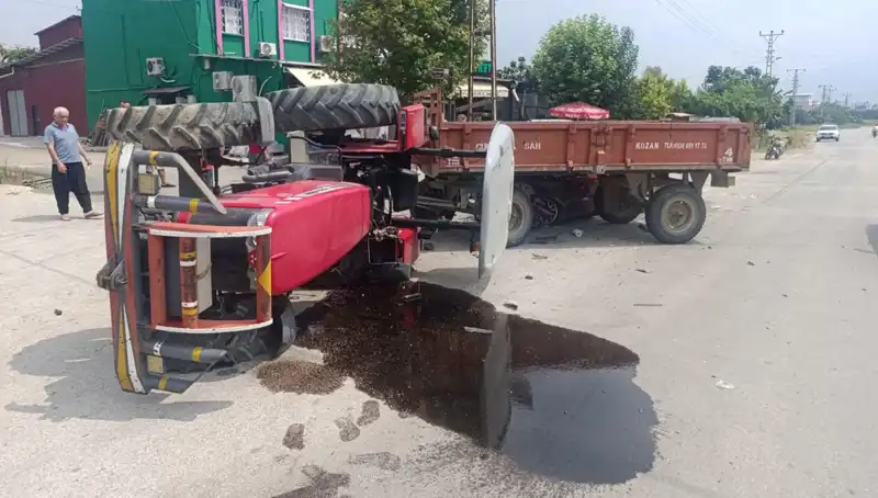 Traktör ve Otomobil Çarpıştı: Korkunç Kaza 2 Yaralıyla Sonuçlandı
