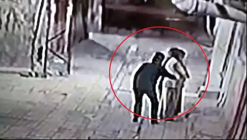İstanbul’da Kapkaççılara Yönelik Gizli Operasyon: Polisler Simitçi ve Pazarcı Oldu