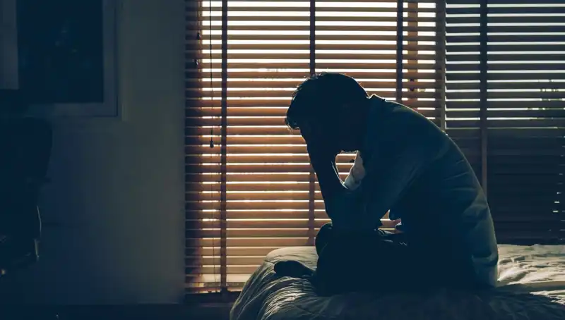 Bilim Ortaya Koydu: Belirli Aylarda Doğan Erkekler Neden Depresyona Daha Yatkın?