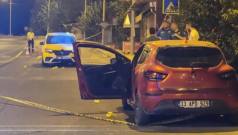 İki Aracın Çatışmasında Kanlı Hesaplaşma: 2 Ölü, 5 Yaralı
