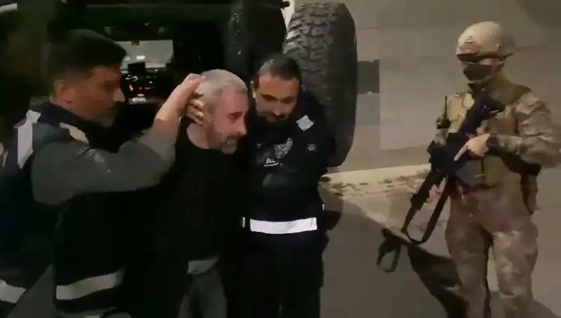 Kardeş Katili Yakalandı: 213 Saatlik Görüntü İncelemesi Suçun Kasvetli Hikayesini Aydınlattı