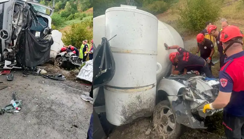Betondan Gelen Korkunç Kaza: Aracın Üzerine Devrilen Beton Mikseri