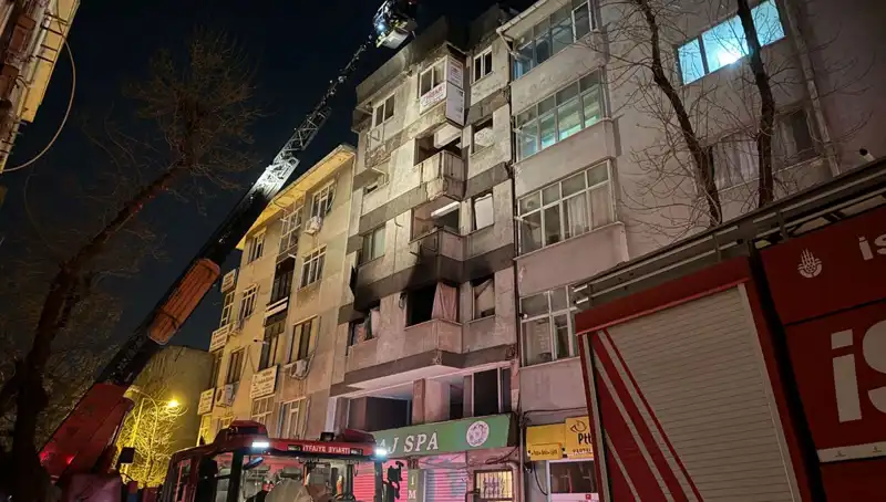 Kartal’da Metruk Bina Yangını: Can ve Mal Güvenliği Tehlikede